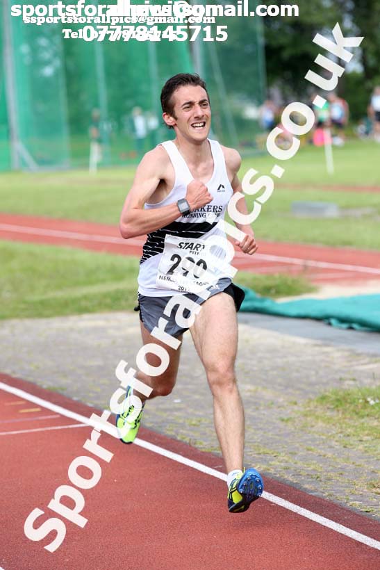 Mens 5000 metres, 2019 NEMA Track and Field Champs, Monkton. Photo:  David T. Hewitson/Sports for All Pics
